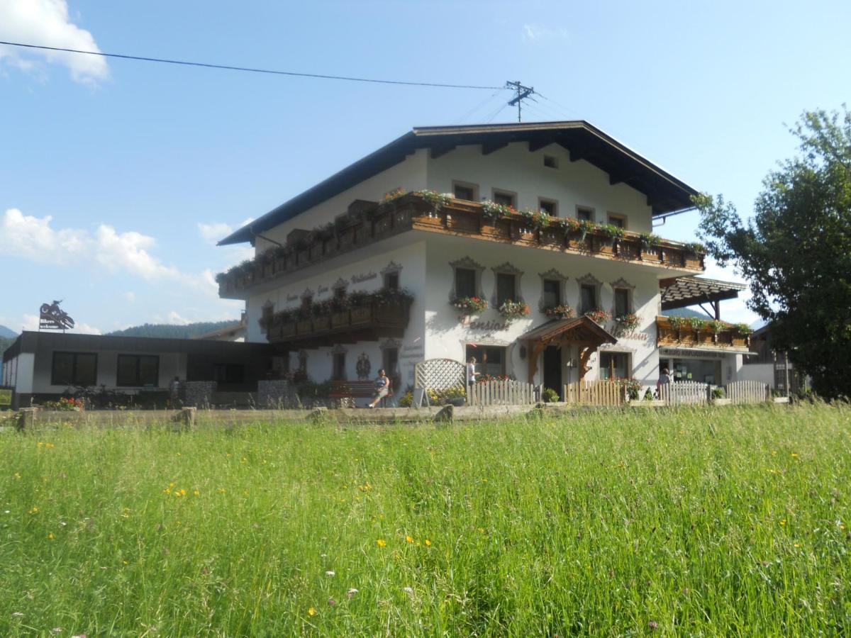 Pension Und Apartments Landhaus Marie Leutasch Eksteriør bilde