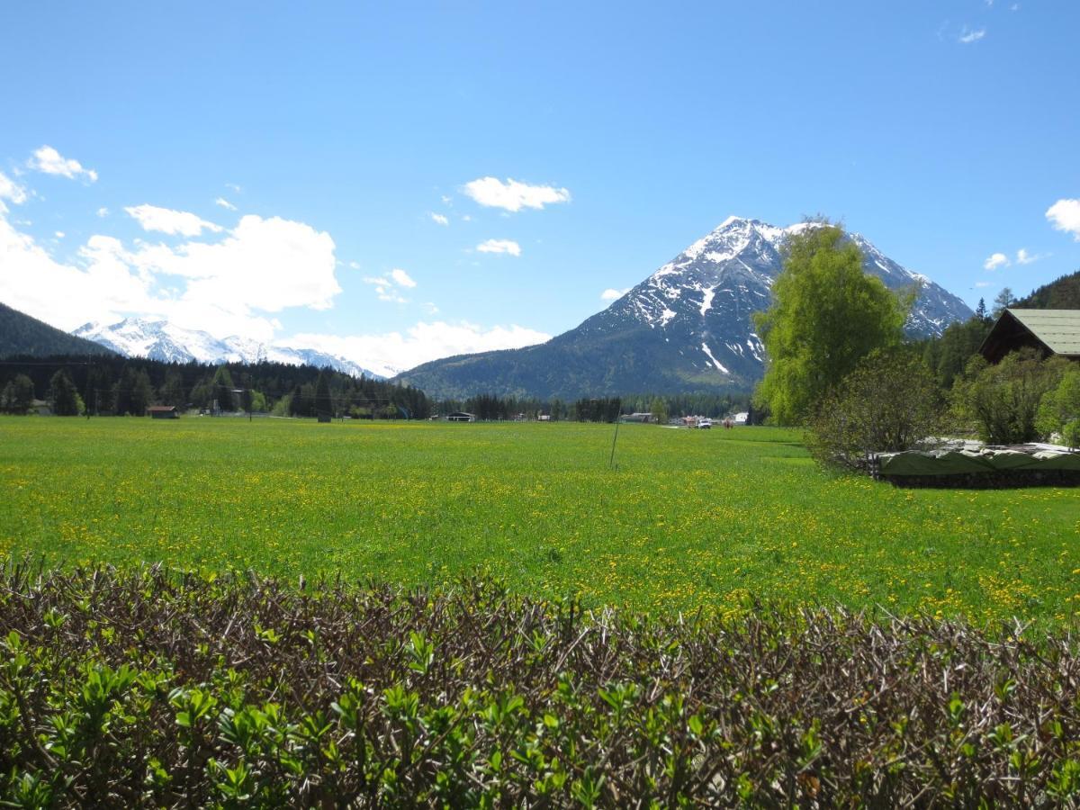 Pension Und Apartments Landhaus Marie Leutasch Eksteriør bilde